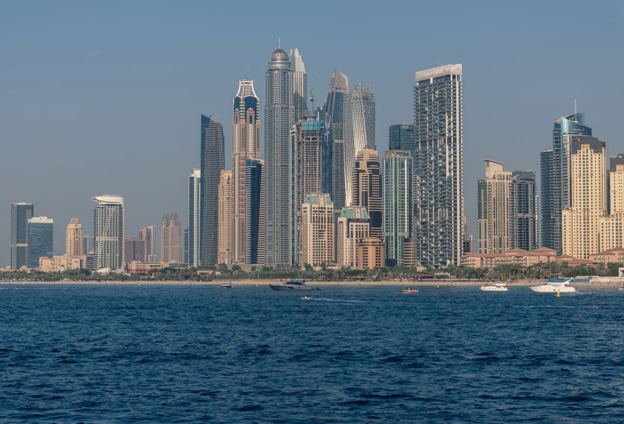 Abu Dhabi House Guide
