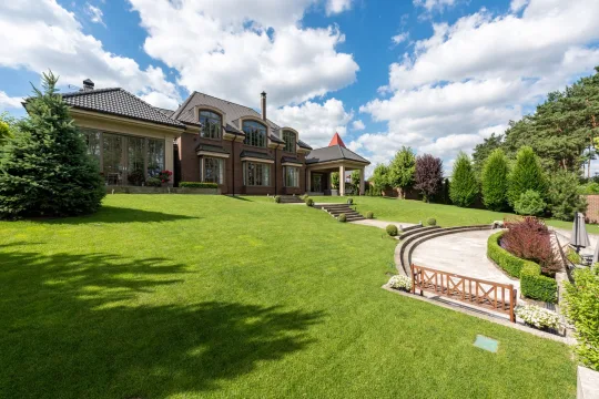 Buy Mansion in Dubai: Buyer Guide