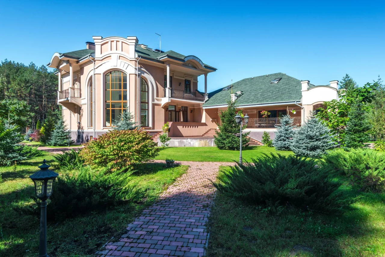 Buy Mansion in Dubai: Buyer Guide