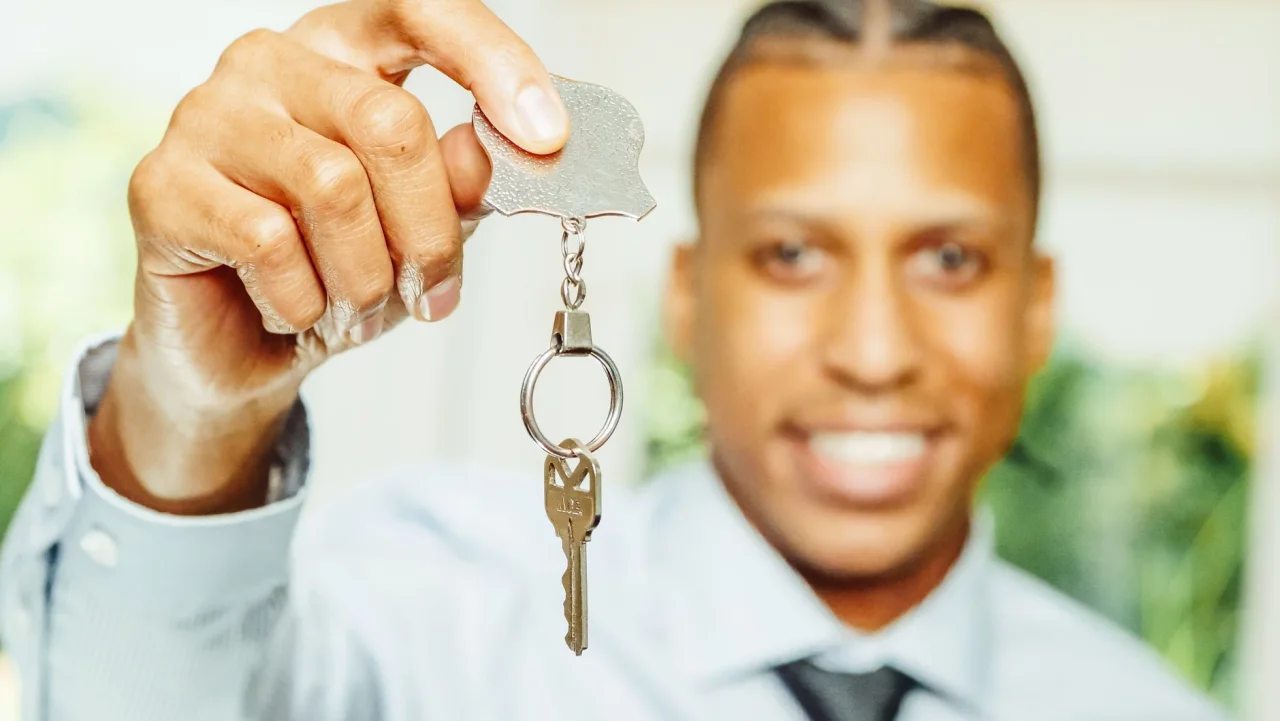 Buy Real Estate in Dubai: 2026 Guide