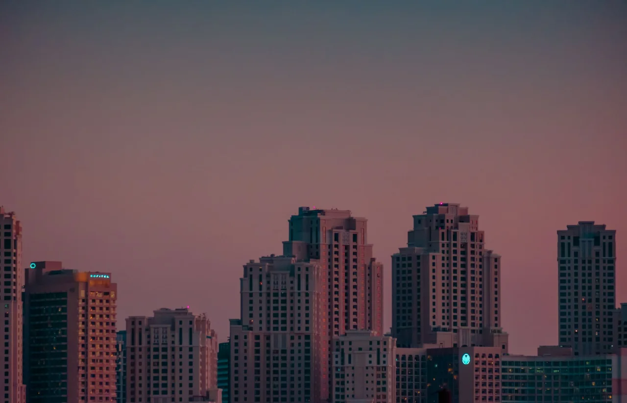 Creek Vistas Grande: UAE Guide