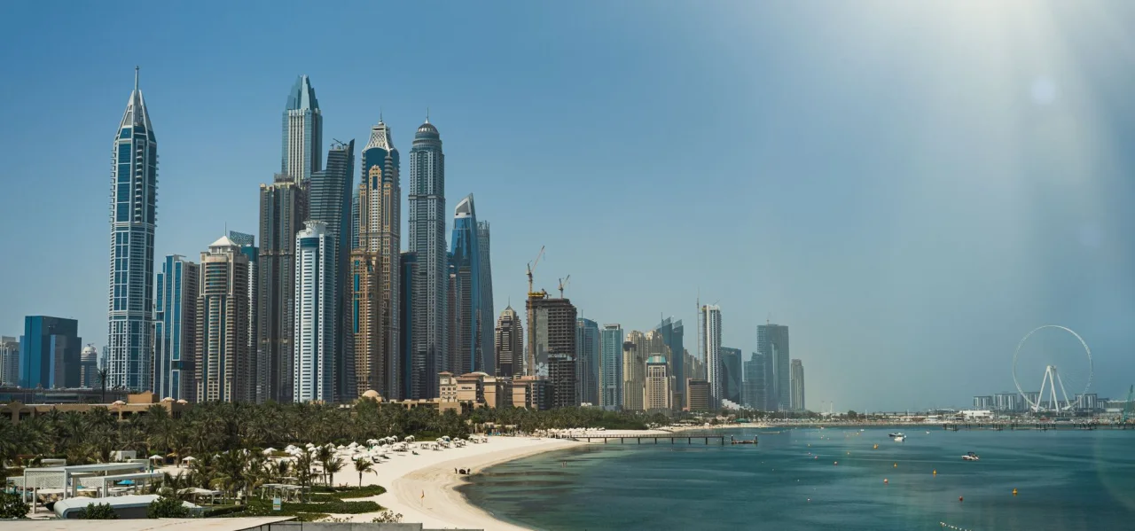 DAMAC Maison Cour Jardin Review
