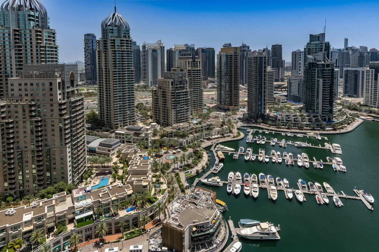 Living in Dubailand