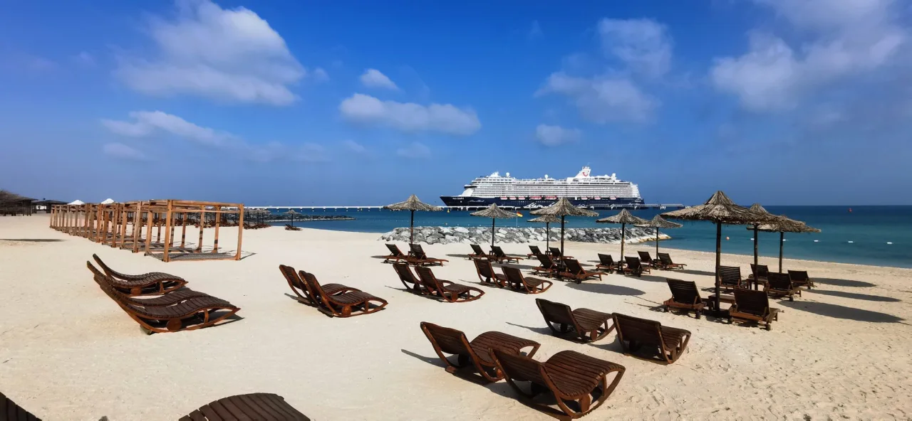 Living in Hidd Al Saadiyat