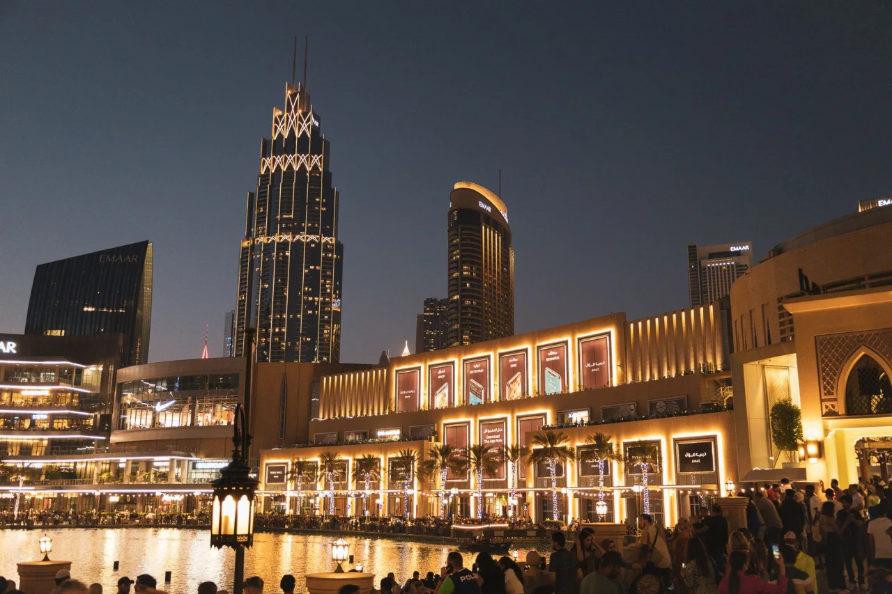 Vida Dubai Mall: Visitor Guide